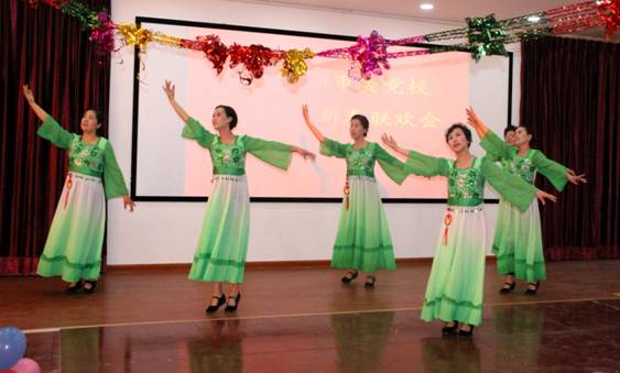 J9九游会举行2017年迎新春联欢会 J9九游会举行2017年迎新春联欢会